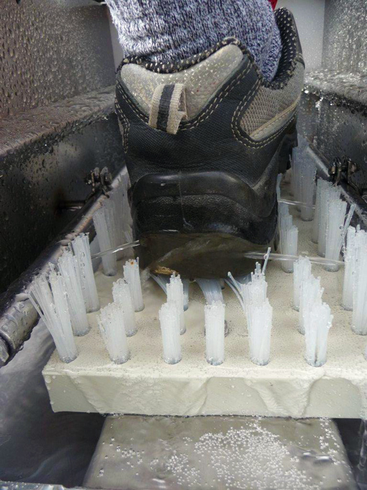 work shoe washing station - Image 7