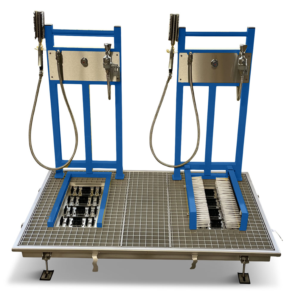 Work shoe and boot washer built-in version