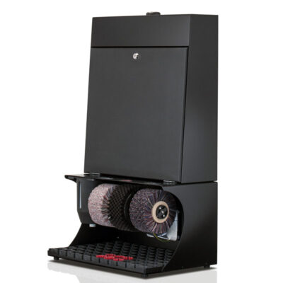 Automatic shoe shine machine for leather