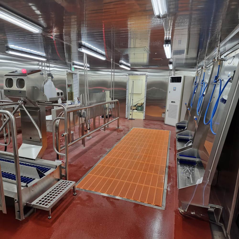Boot and apron wash station II - Image 3