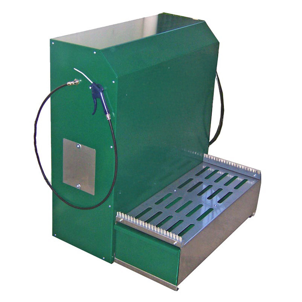 Golf compressed-air shoe cleaner